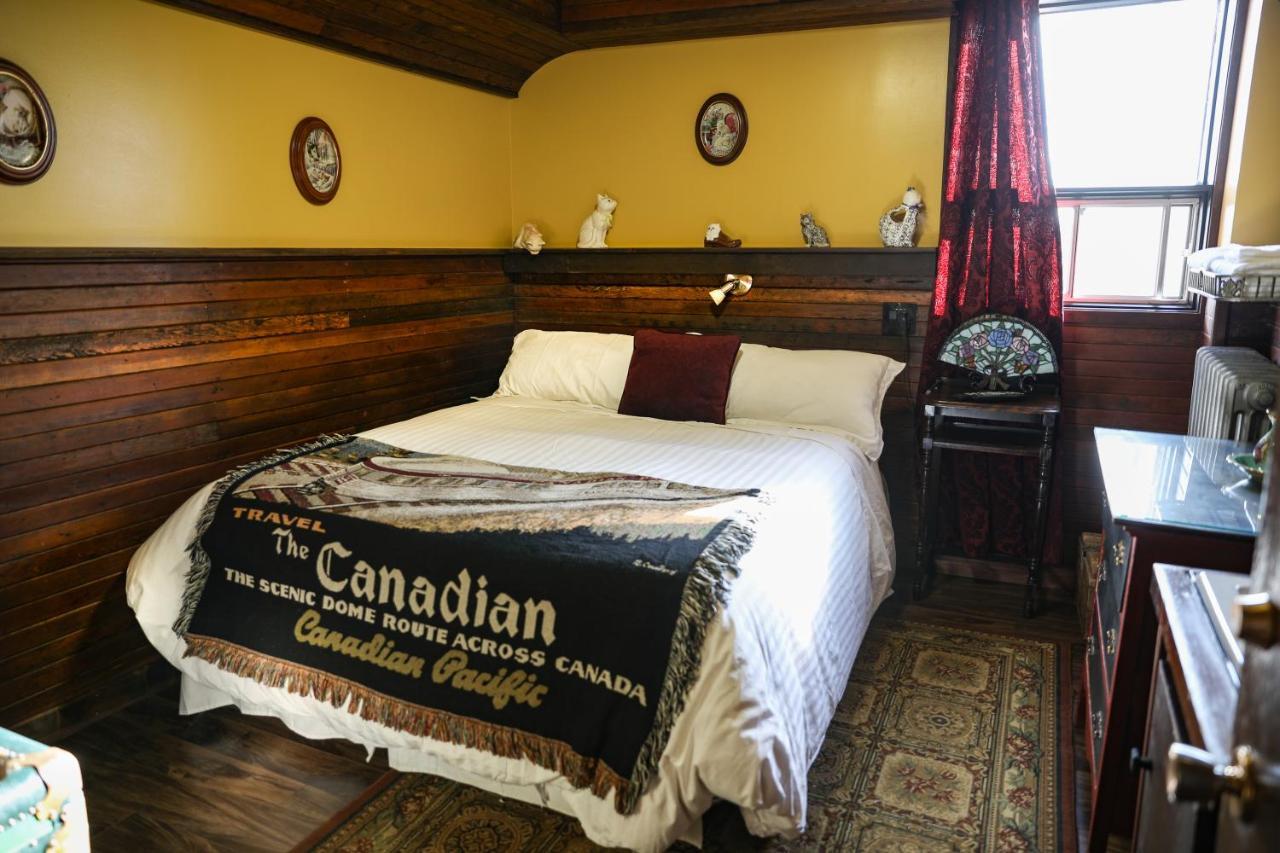 The Cochrane Rockyview Hotel Exterior foto